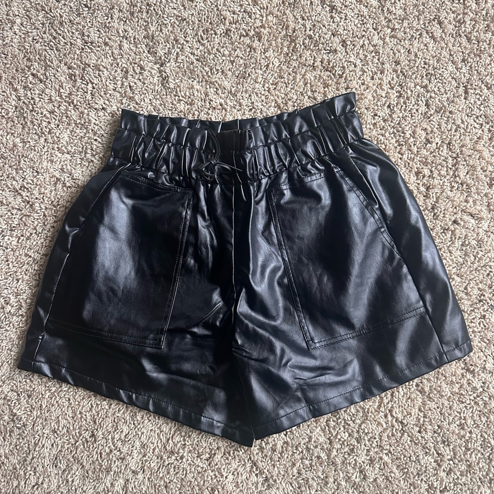 Ramisu Shiny Black High Waist Shorts